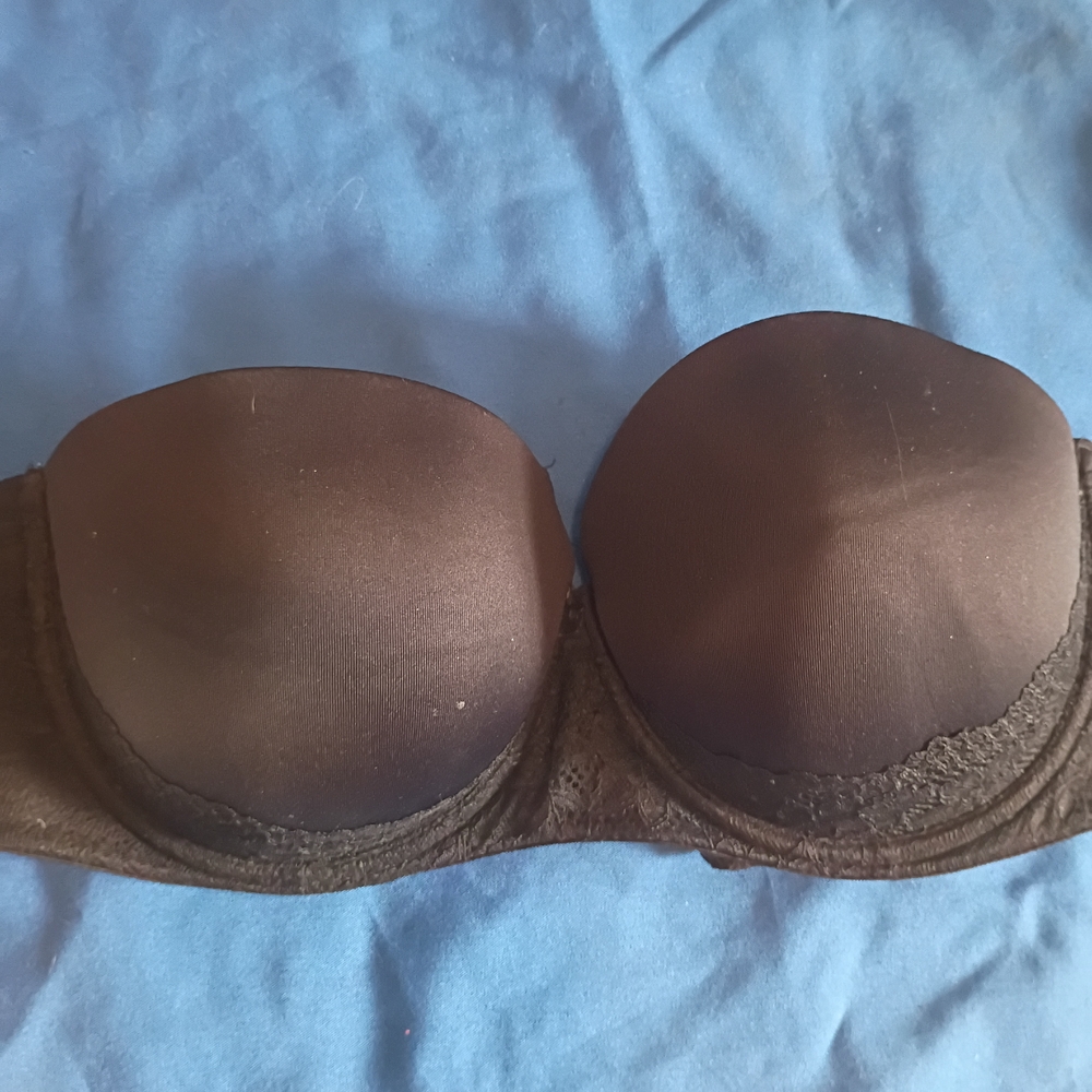 Torrid Black Lace Strapless Bra No Straps 38DD